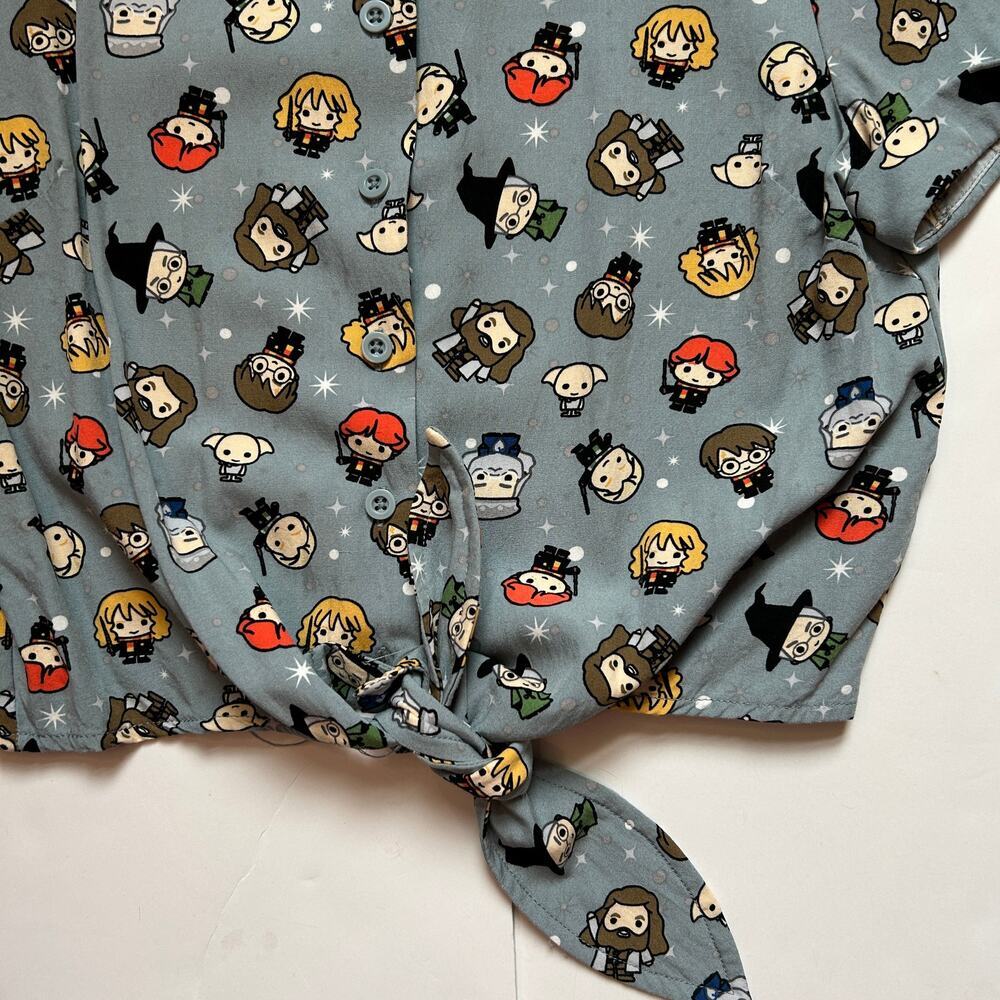 BoxLunch Harry Potter Chibi Characters Women's Tie-Front Woven Top Small - Picture 3 of 5